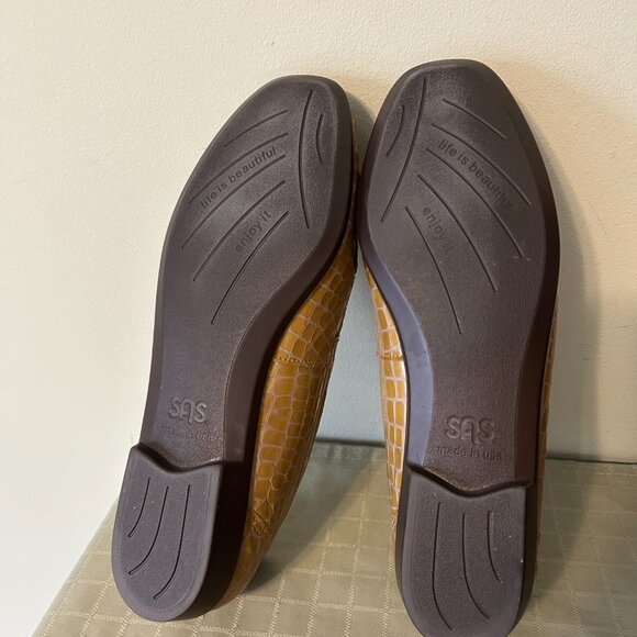 SAS "Simplify" Women's Embossed Patent Leather Croc Loafers Sz 8.5 to 9 - Picture 3 of 10